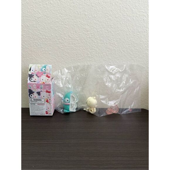 Sanrio Characters KAITAI FANTASY PURE PINK MIX Figure - Hangyodon - Picture 1 of 3